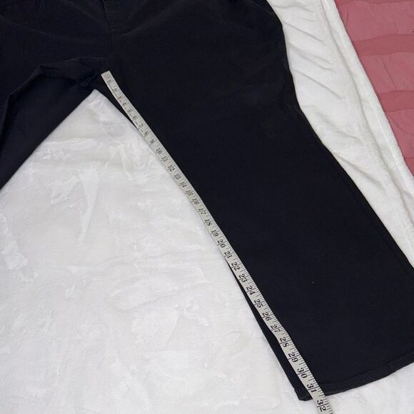 NYDJ Marilyn Flocked Double Button Straight Black Denim Size 28W - Picture 6 of 11